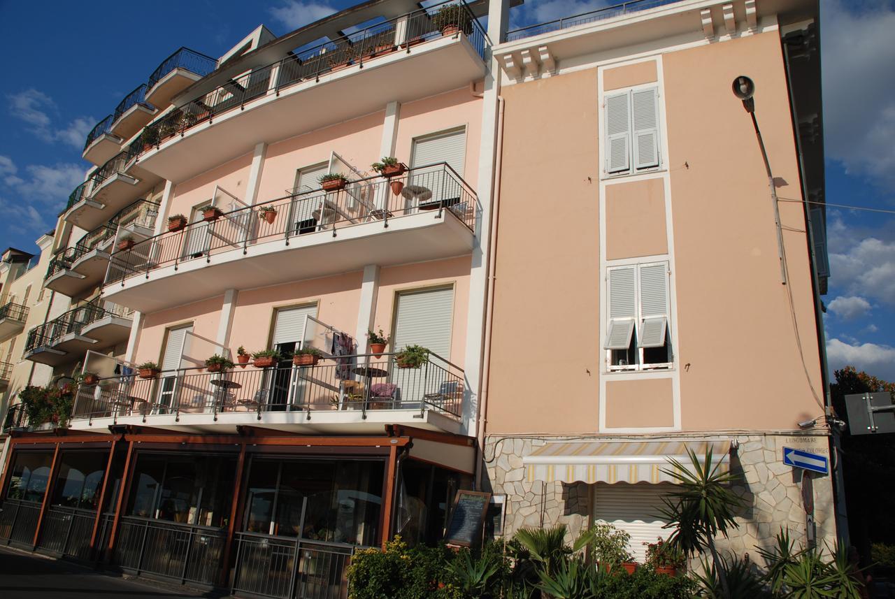 Albium Hotel Albenga Eksteriør bilde